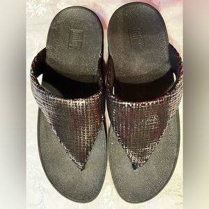 Black FitFlop Toe-Post Sandals lulu size 8